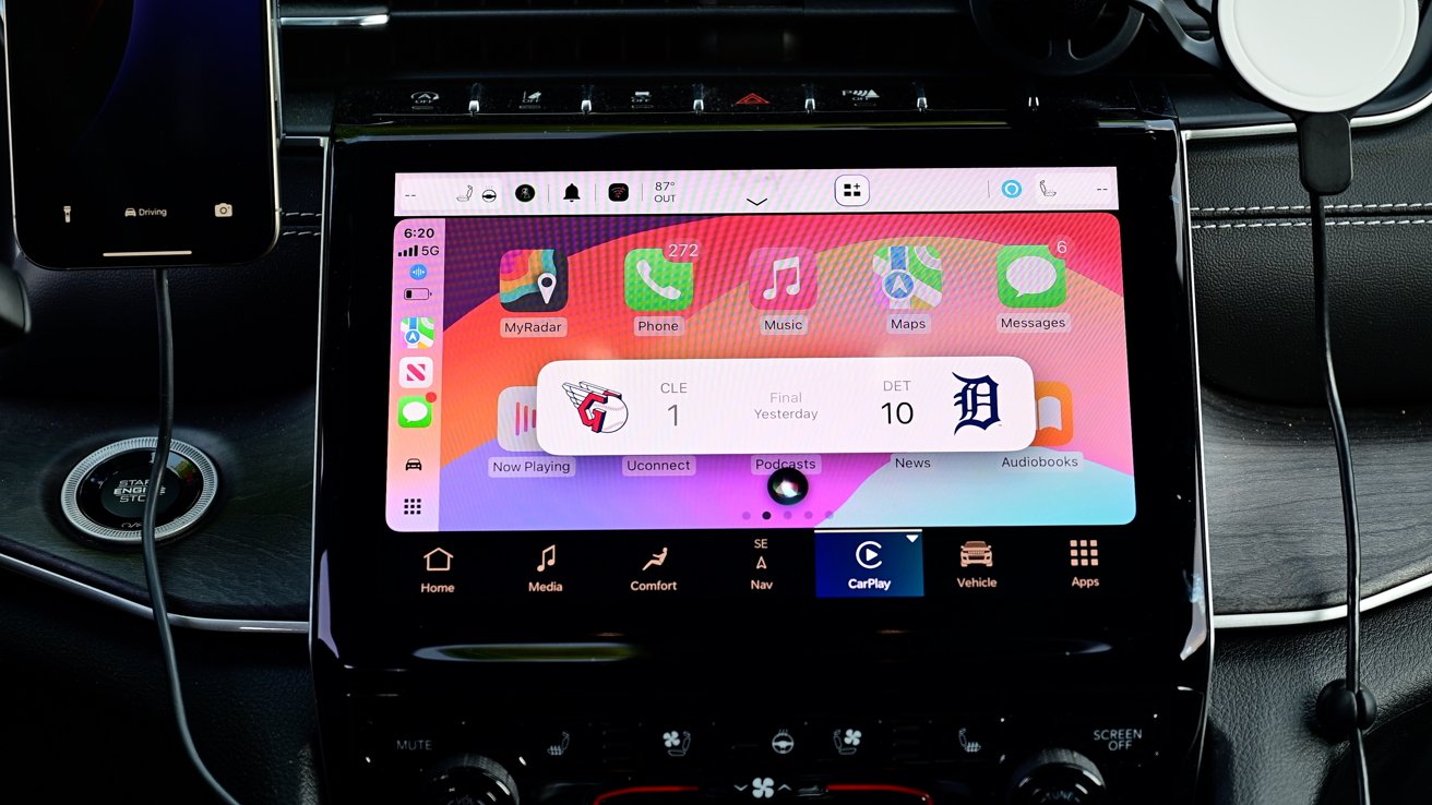 Всі новинки в CarPlay у iOS 18